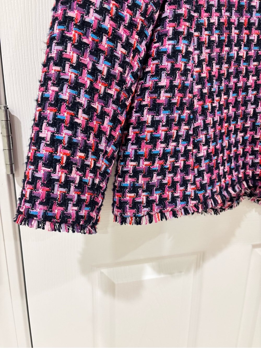 Tablets Tweed Jacket 8 - Picture 5 of 5